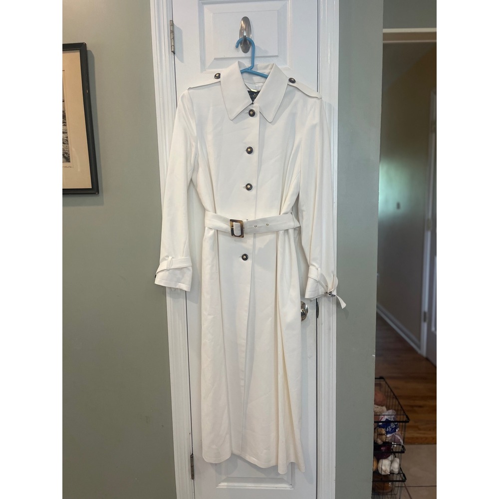 St. John Coat Collection Marie Gray White Long Trench Coat Belted Size 6